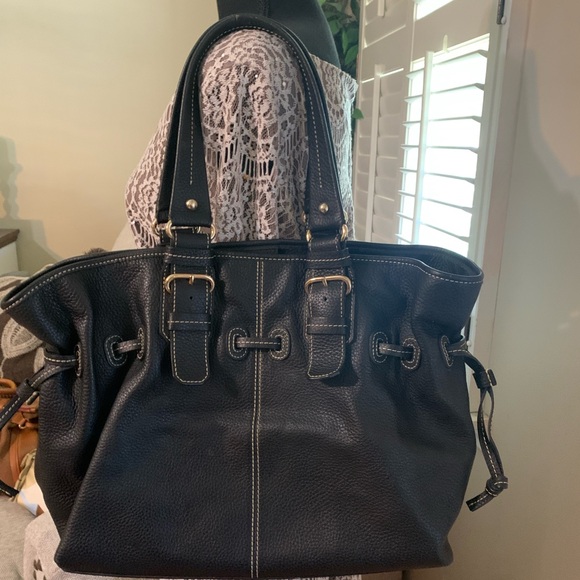 Dooney and Bourke Chiara Black Pebbled Leather Drawstring shopper handbag - Picture 2 of 13